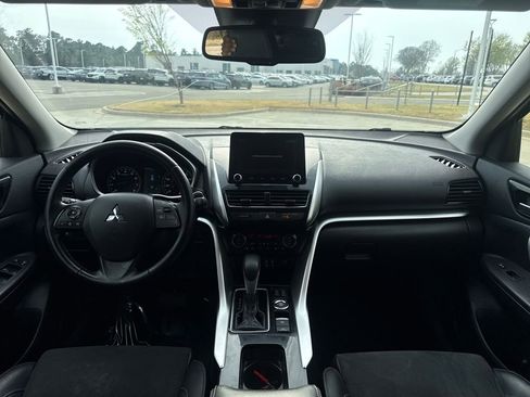 Used 2022 Mitsubishi Eclipse Cross SE image 16