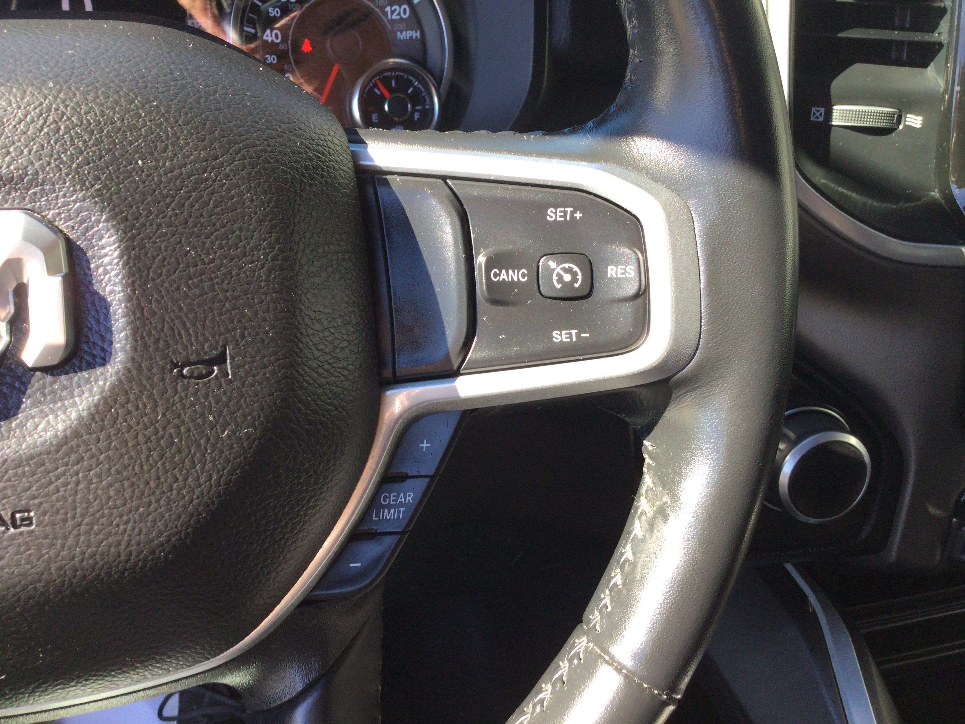 Used 2022 RAM 1500 Big Horn AWD/4WD image 16