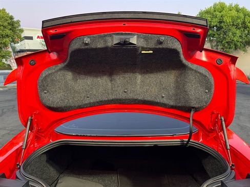Used 2018 Ford Mustang GT Premium RWD image 20
