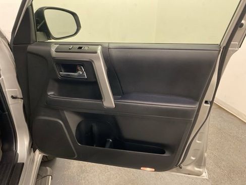 Used 2022 Toyota 4Runner TRD Sport image 24