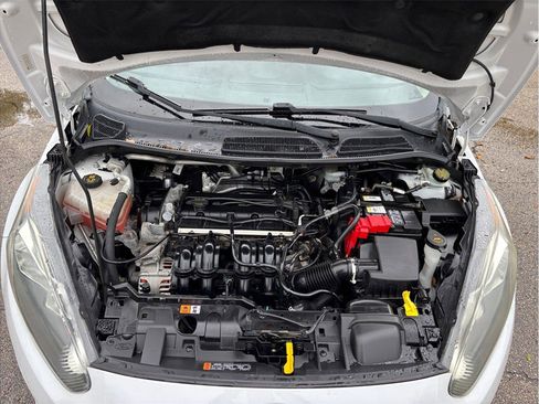 Used 2016 Ford Fiesta S image 32