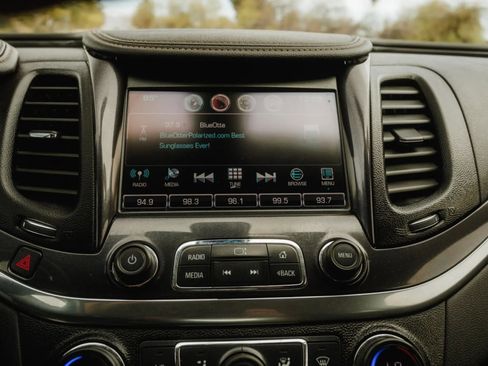 Used 2016 Chevrolet Impala LT image 21