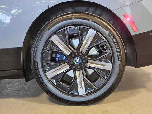 Certified 2024 BMW iX xDrive50 w/ Premium Package AWD/4WD image 8