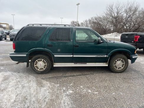 Used 1997 GMC Jimmy SLS w/ Marketing Option Pkg 6 image 8