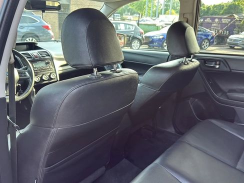 Used 2015 Subaru Forester 2.5i Limited AWD/4WD image 12