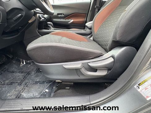Used 2021 Nissan Kicks SR FWD image 12