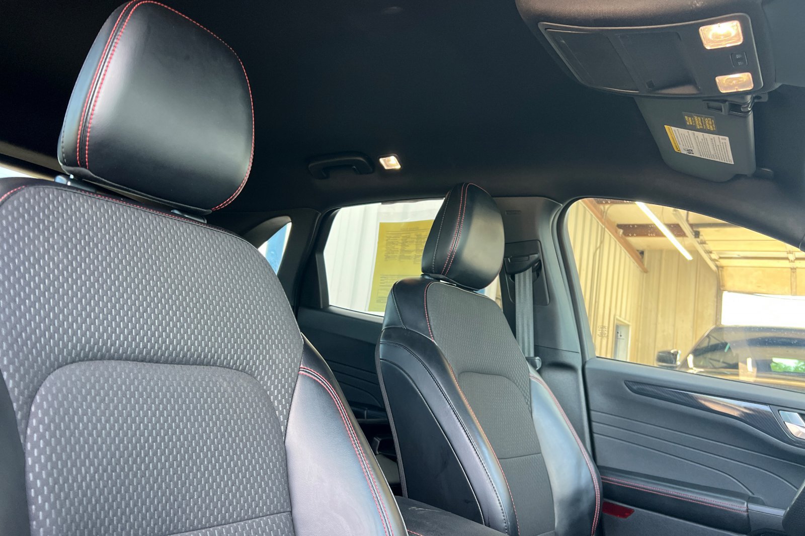 Used 2024 Ford Escape ST-Line AWD/4WD image 18