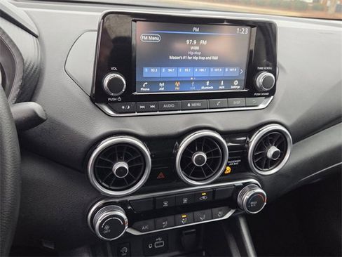 Used 2024 Nissan Sentra S image 18