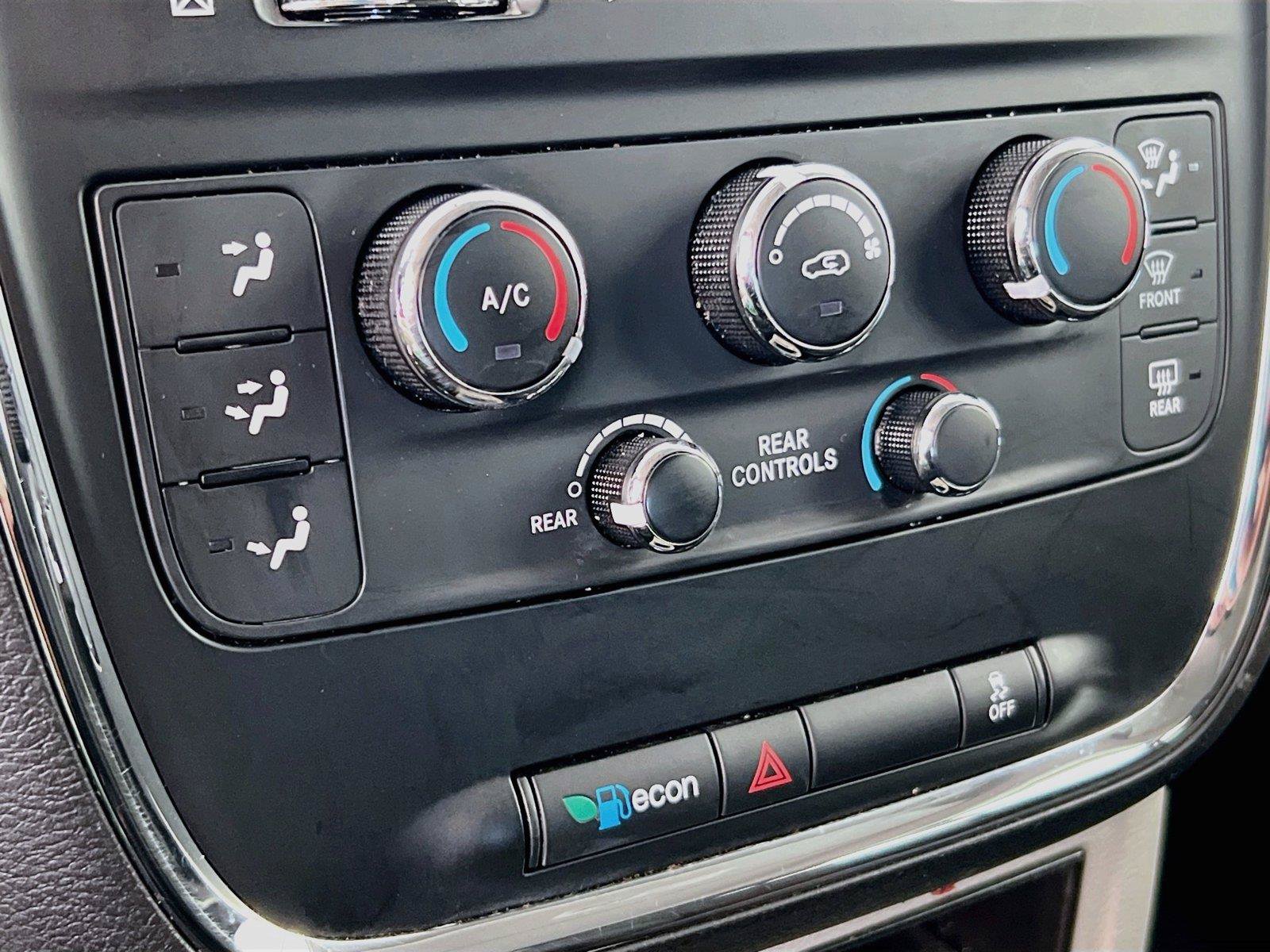 Used 2015 Dodge Grand Caravan SE w/ Quick Order Package 29E SE FWD image 9