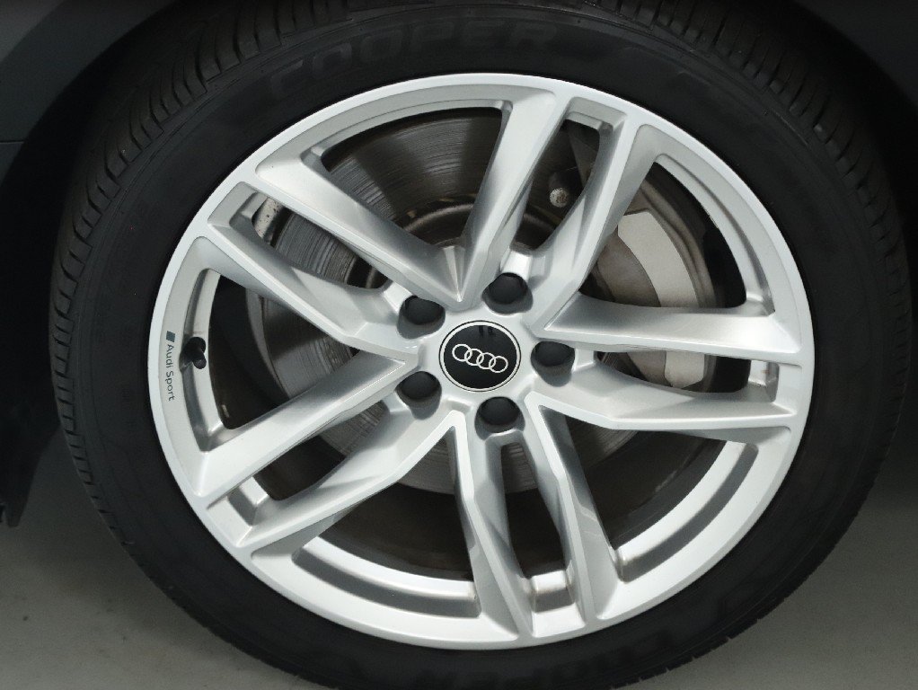 Used 2022 Audi A4 2.0T Premium Plus AWD/4WD image 36
