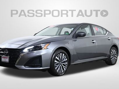 Certified 2025 Nissan Altima 2.5 SV