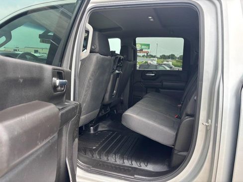 Used 2023 GMC Sierra 2500 Pro w/ Convenience Package AWD/4WD image 12