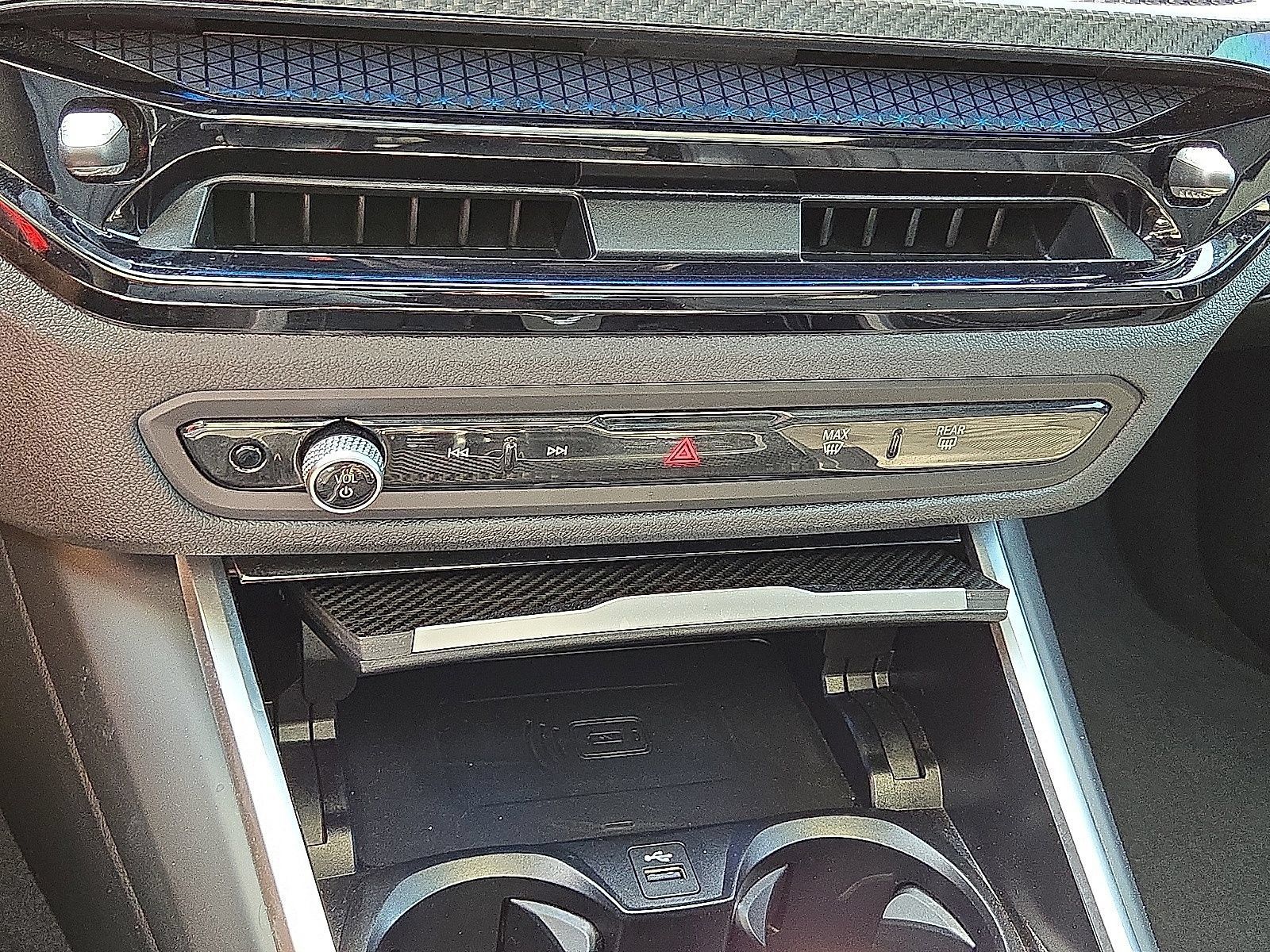 Used 2027 BMW M3 Competition AWD/4WD image 31