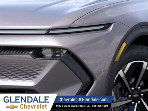 New 2026 Chevrolet Equinox EV LT image 10