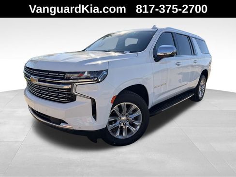 Used 2023 Chevrolet Suburban Premier image 1