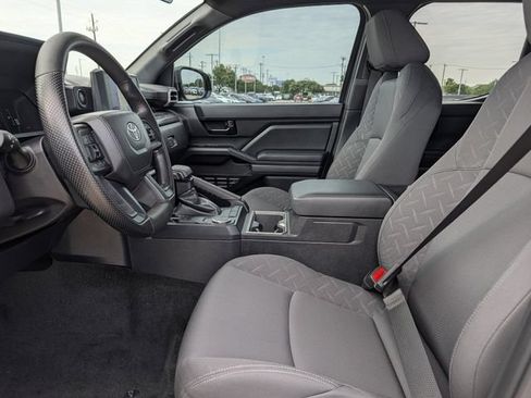 Used 2024 Toyota Tacoma TRD Sport RWD image 25