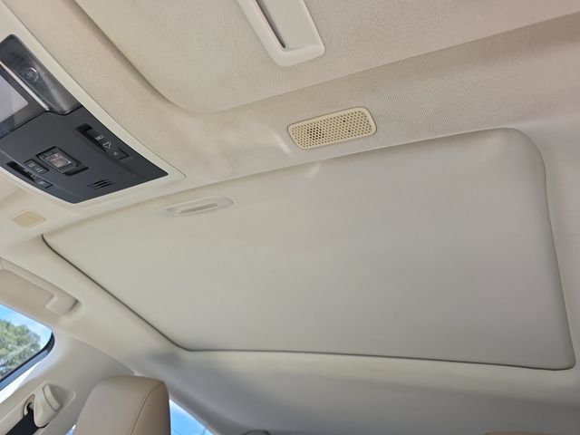 Used 2021 Lexus ES 350 w/ Accessory Package FWD image 29