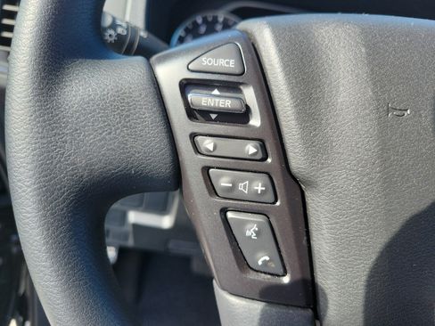 Certified 2023 Nissan Frontier SV w/ Midnight Edition Package image 25