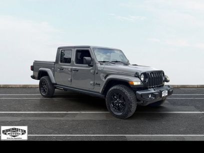 Used 2022 Jeep Gladiator Sport