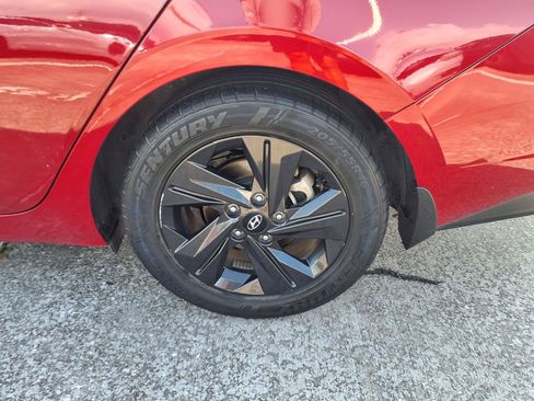 Used 2022 Hyundai Elantra SEL FWD image 26