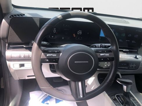 Used 2024 Hyundai Kona SEL FWD image 17