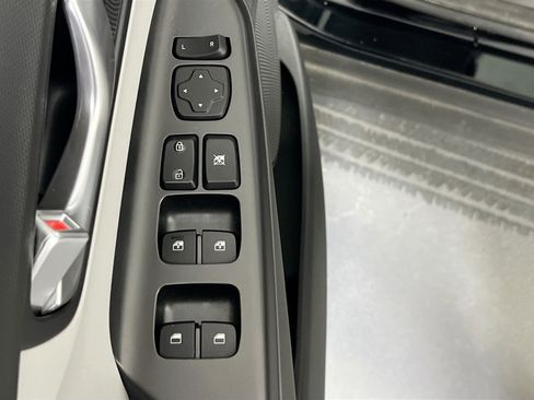 Used 2023 Hyundai Kona SEL w/ Convenience Package image 18