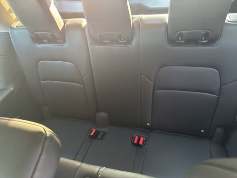 Used 2022 Nissan Pathfinder SL image 20