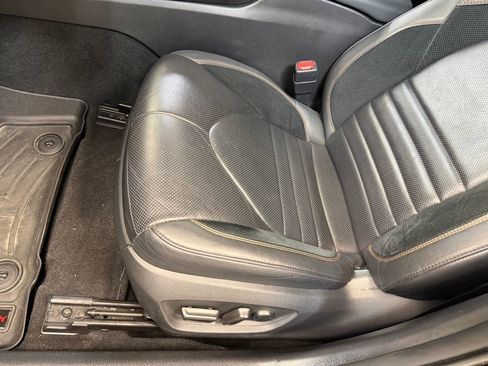 Used 2019 Toyota Avalon XSE w/ All Weather Liner Package FWD image 10