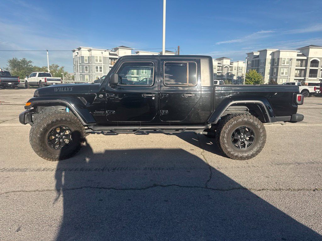 Used 2022 Jeep Gladiator Sport AWD/4WD image 8