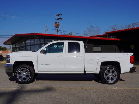 Used 2018 Chevrolet Silverado 1500 LT w/ All Star Edition image 4