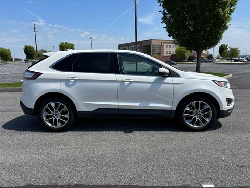 Used 2015 Ford Edge Titanium w/ Equipment Group 302A image 5
