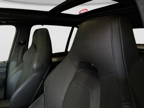 Used 2016 BMW X5 M image 24