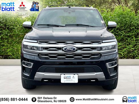 Used 2023 Ford Expedition Max Platinum image 3