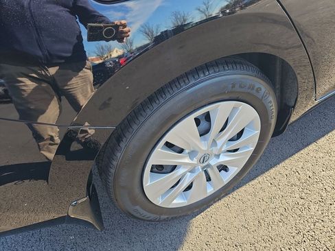 Used 2024 Nissan Sentra S image 14