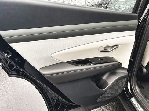New 2026 Hyundai Kona SE AWD/4WD image 17