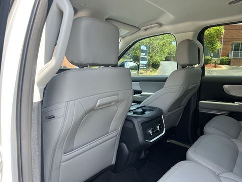 New 2026 Ford Expedition Active RWD image 16