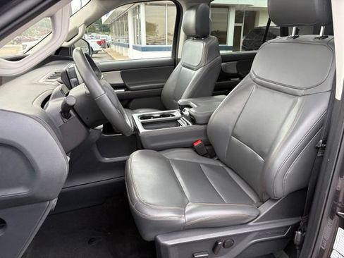 Certified 2025 Ford Expedition Max Active AWD/4WD image 4