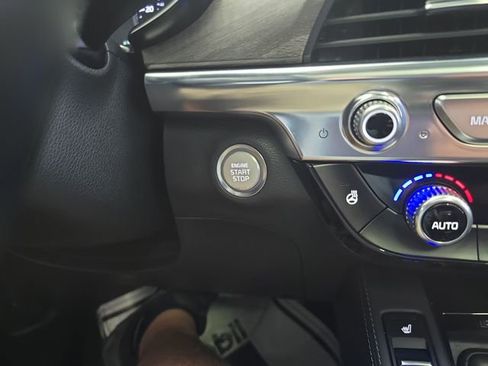 Used 2022 Kia Telluride SX w/ SX Prestige Package AWD/4WD image 26