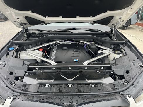 Certified 2024 BMW X5 sDrive40i w/ M Sport Package image 39