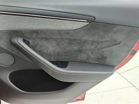 Used 2026 Tesla Model Y Long Range image 26