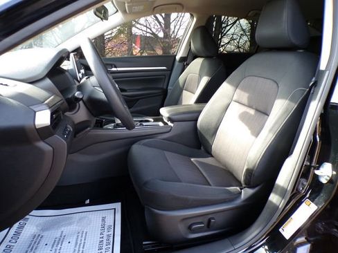 Used 2023 Nissan Altima 2.5 SV image 12