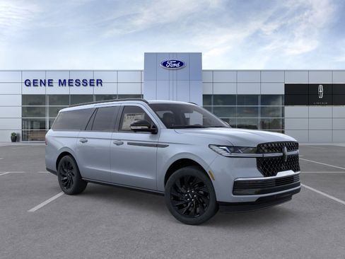 New 2026 Lincoln Navigator L Reserve w/ Jet Appearance Package AWD/4WD image 29