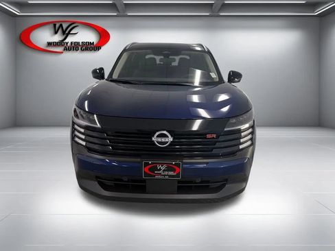 Used 2026 Nissan Kicks SR FWD image 2