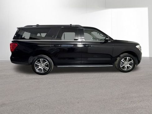 Used 2022 Ford Expedition Max XLT image 37