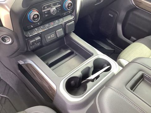 Used 2019 Chevrolet Silverado 1500 LT Trail Boss image 18