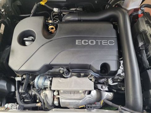 Used 2019 Chevrolet Equinox LT FWD image 30