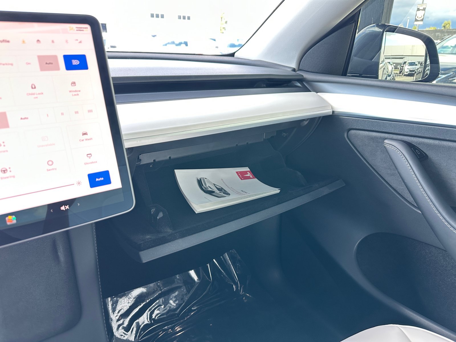 Used 2023 Tesla Model Y Performance AWD/4WD image 26