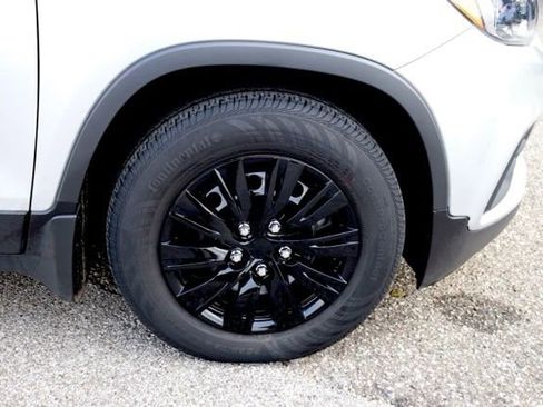 Used 2018 Chevrolet Trax LS image 8