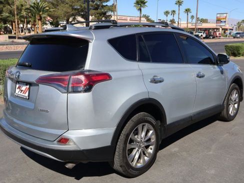 Used 2017 Toyota RAV4 Limited w/ Carpet Mat Package image 8