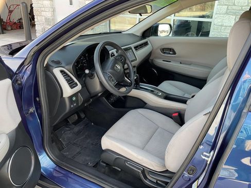 Used 2016 Honda HR-V EX image 14